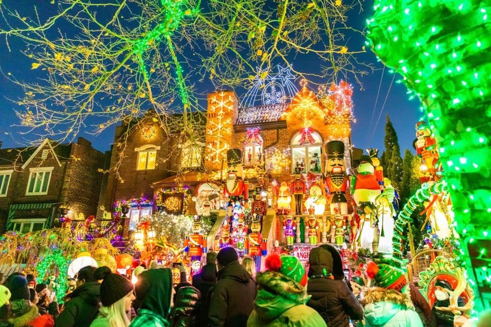 Visit Dyker Heights Holiday Lights during christmas - Travelistia