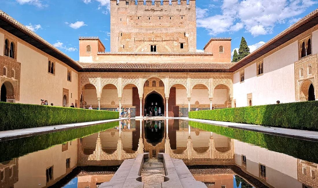 Alhambra - travelistia