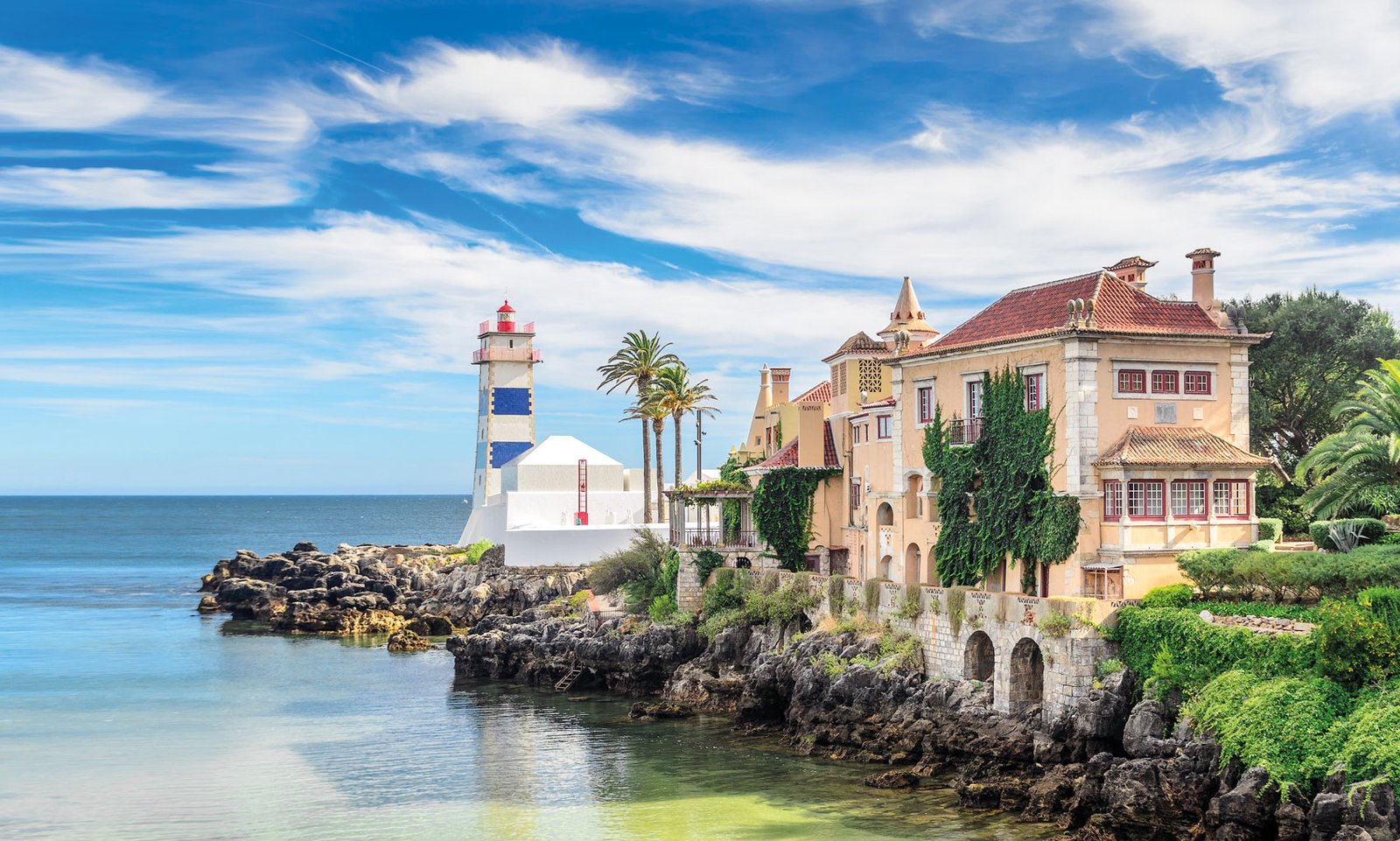 Cascais is truly a treat to eyes and one of the best places to visit in the world