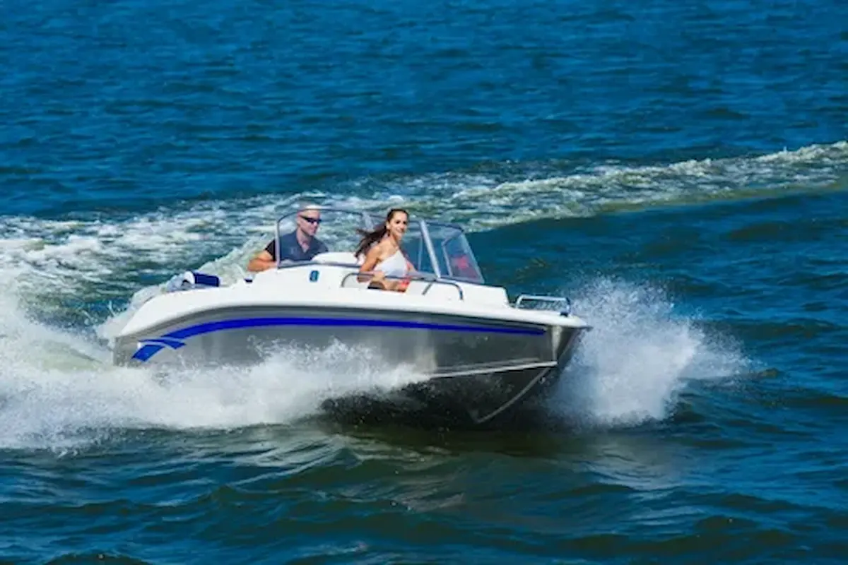 Reasons Why You Should Get A Boating License