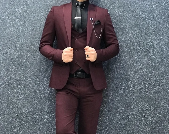 Weekend Getaway Style: Traveling Light with a Burgundy Men’s Suit