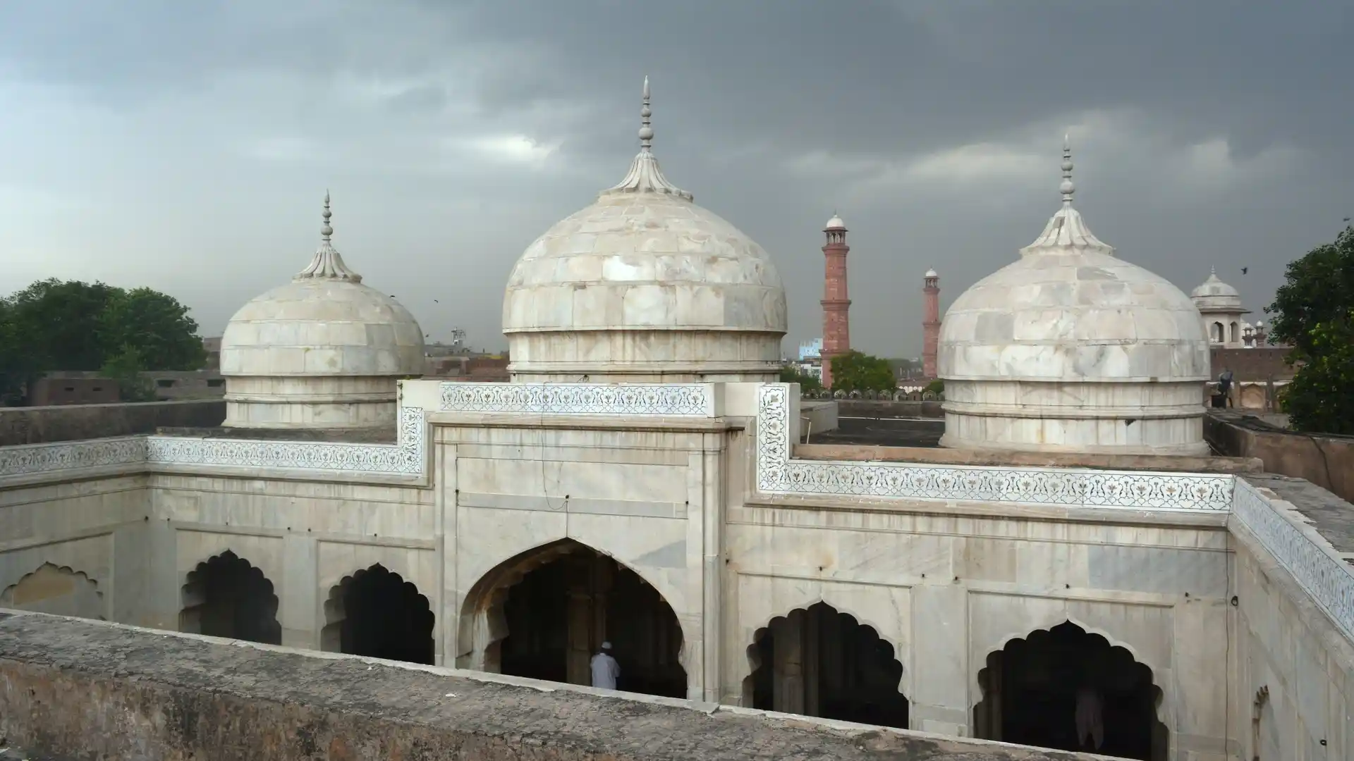 Moti Masjid