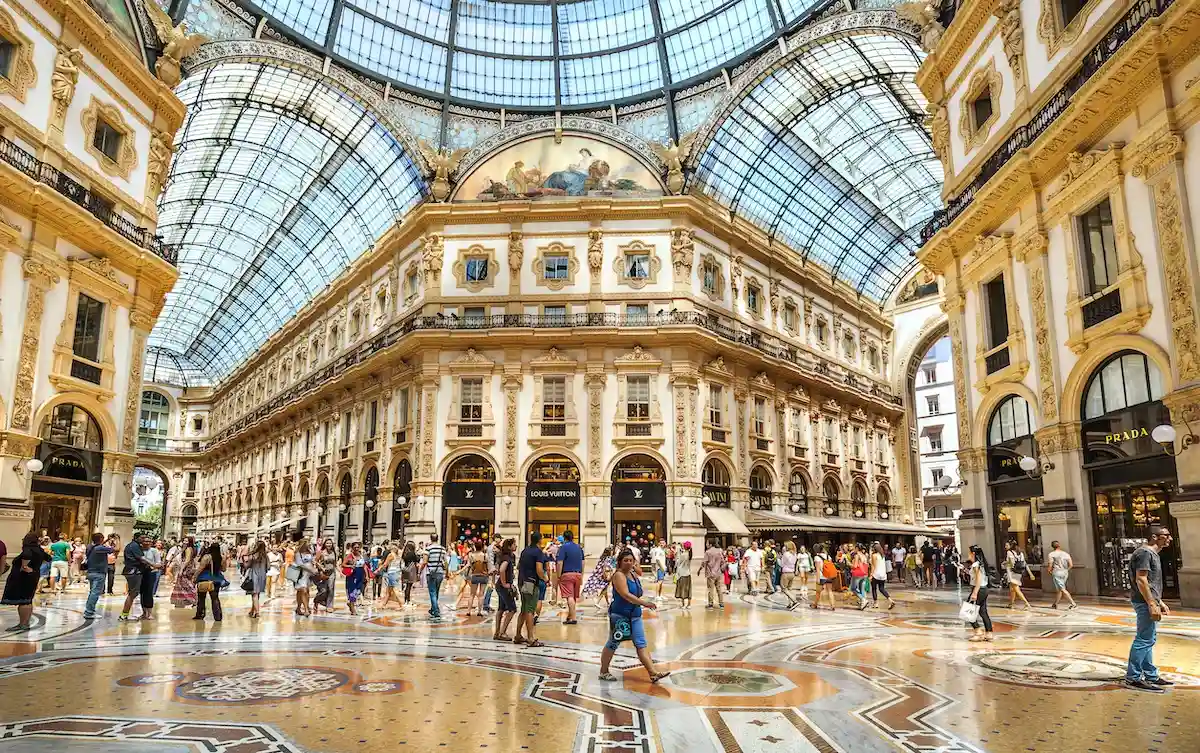 2. Galleria Vittorio Emanuele II