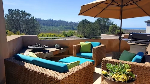 Studio with Deck VRBO