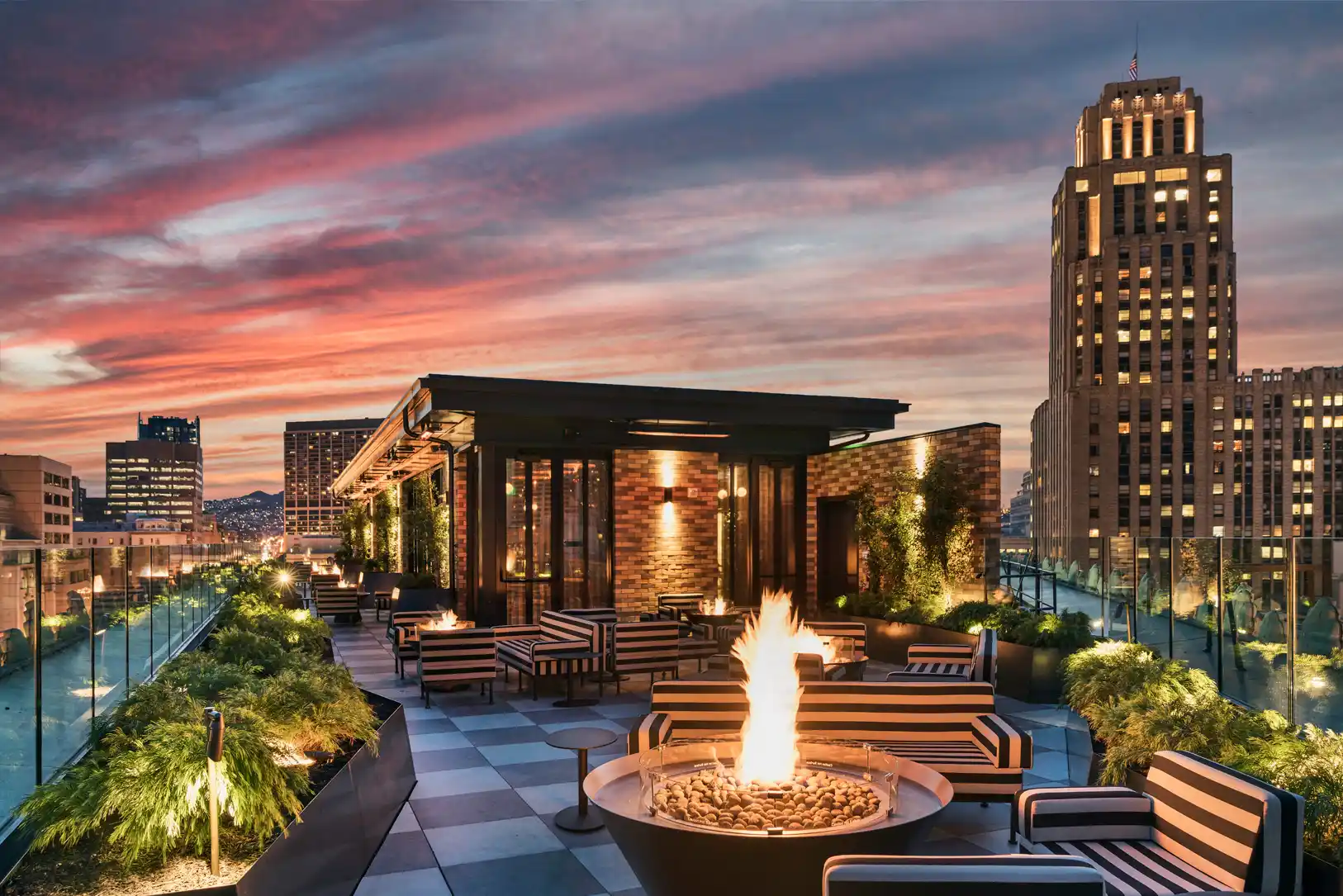 The 7 Best Hotels with Outdoor Pools in San Francisco Travelistia