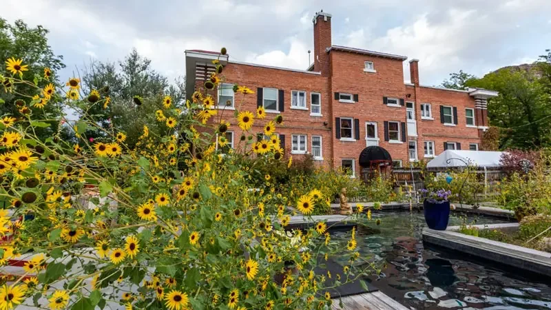 Lava Hot Springs Inn