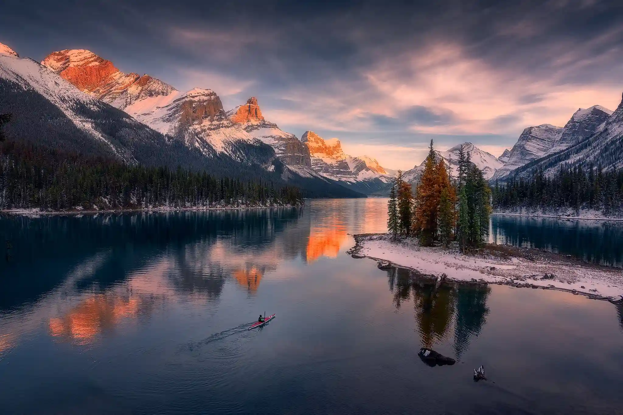 Mailgne Lake 
