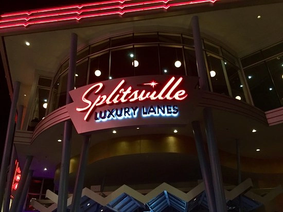 Splitsville Luxury Lanes - A Luxurious Bowling Experience