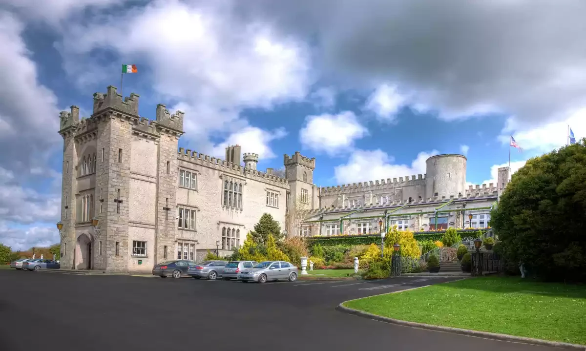 Cabra Castle