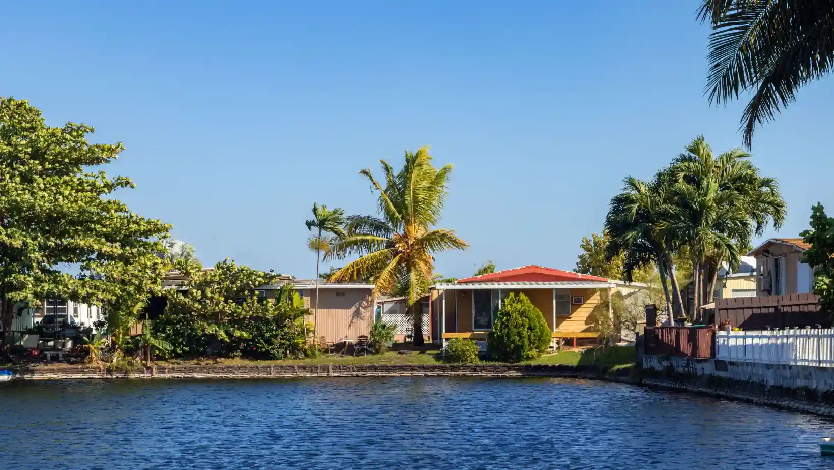 12 Cheap Hotels in Florida City For Budget Friendly Stay