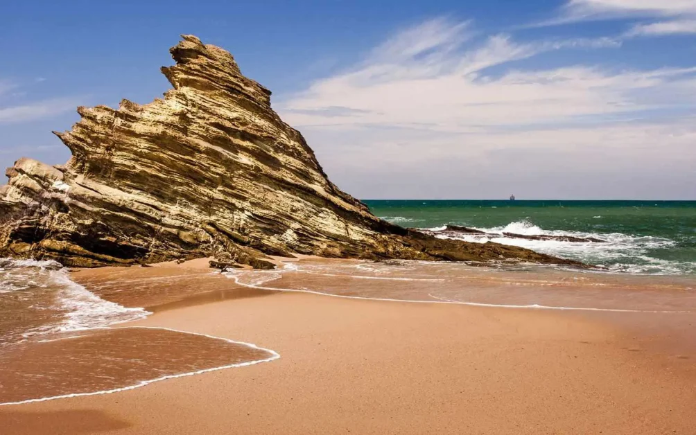 Top 12 Stunning Beaches in Canada