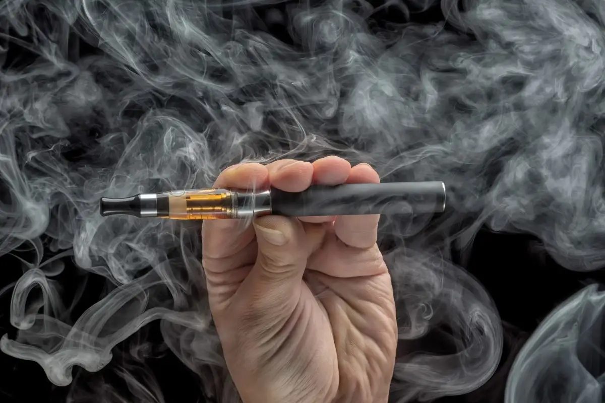 E-Cigarettes and Vapes