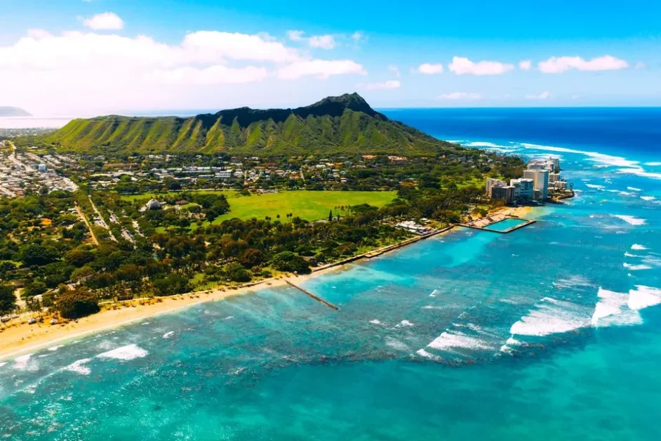How to Travel Between Islands in Hawaii: Essential Guide
