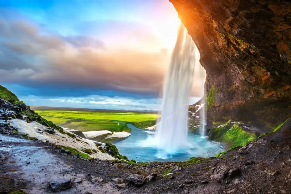 Best Time to Visit Iceland: A Complete Guide