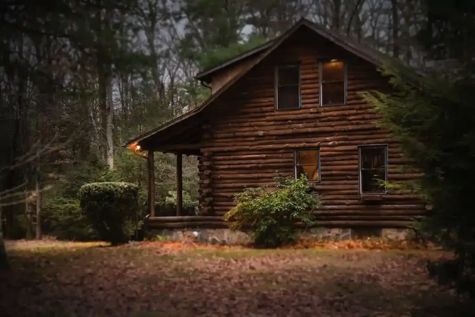 STAY IN PEACE: 4 REASONS TO BOOK A CABIN RENTAL IN PIGEON FORGE