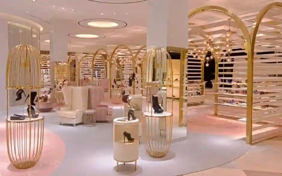 HighEnd Fashion Shopping in Dubai