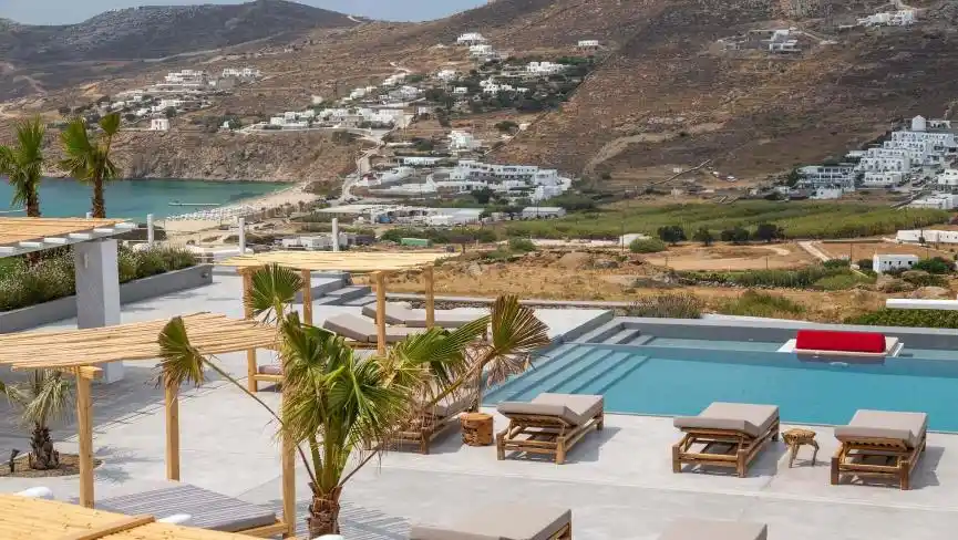 4. Rock’ n’ Roll Estate