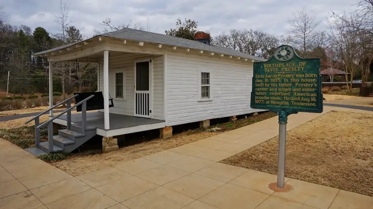 Elvis Presley's Birthplace and Museum