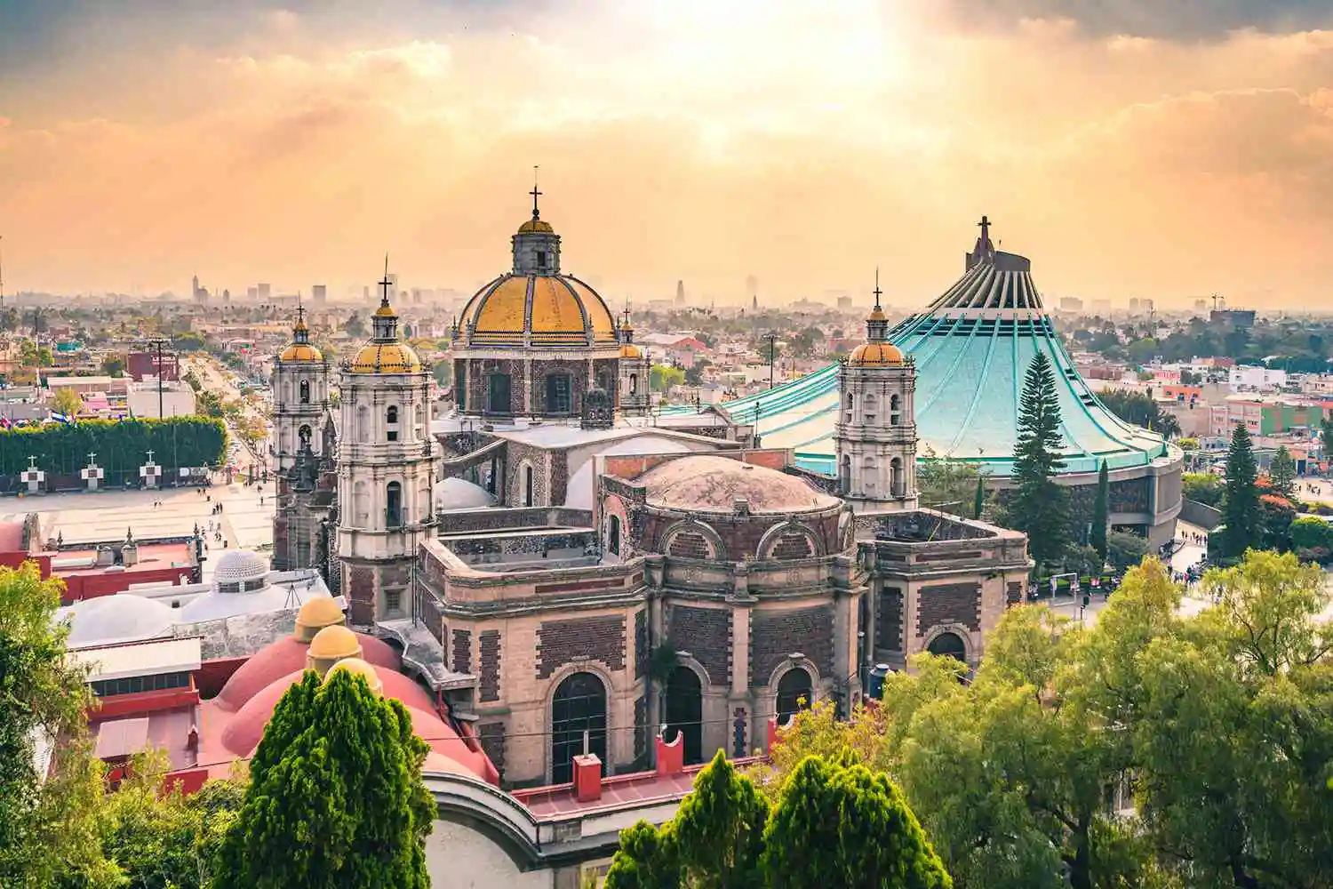 Mexico City's Climate Month by Month