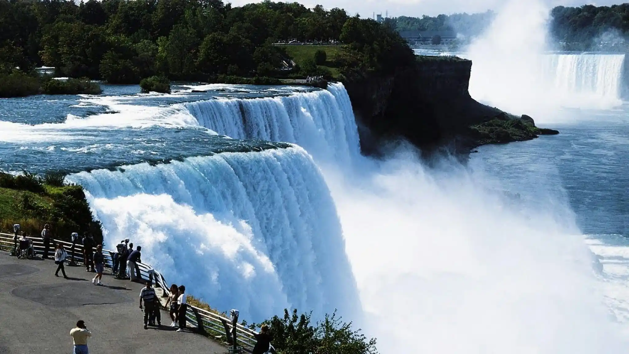 Take a hike Niagra Falls