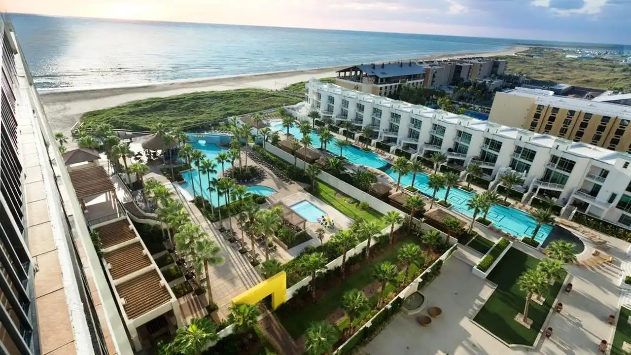 Top 12 South Padre Island Hotels for a Dreamy, Luxurious & Unforgettable Stay