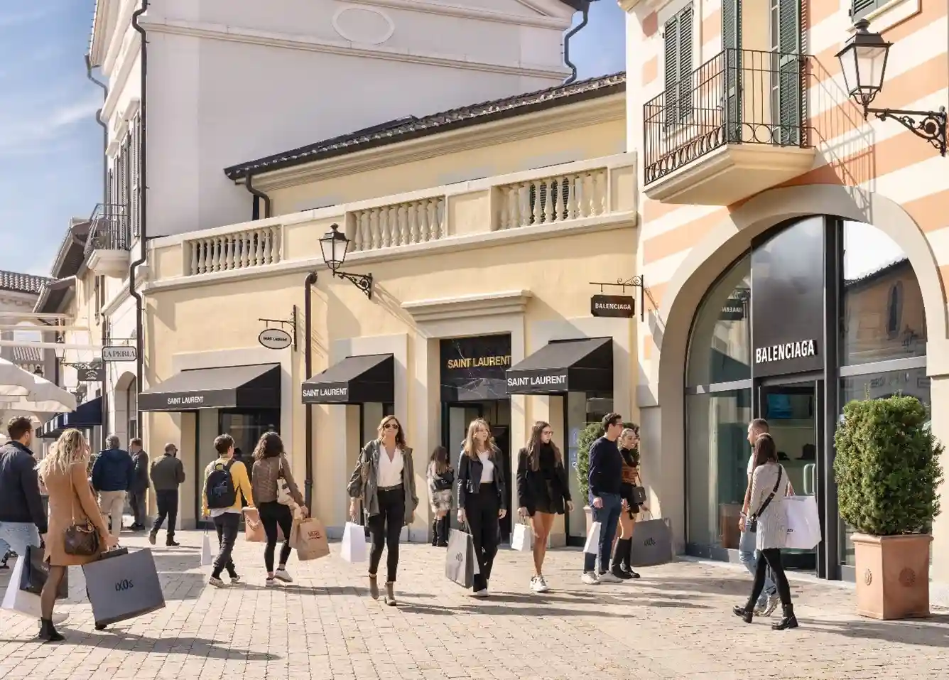 Discovering Italy’s Shopping Gem: Serravalle Designer Outlet