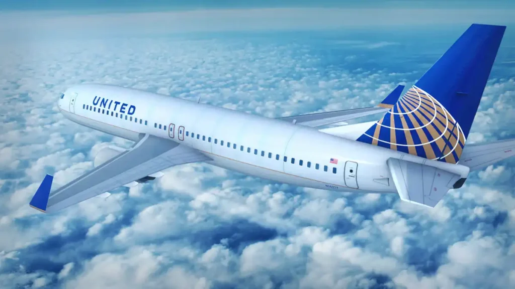 Top 10 Most Popular U.S. Airlines to Fly in 2025 2 United Airlines – Climbing with Loyalty Reliability