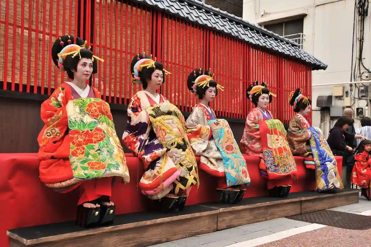 20 Japan Weird Laws for Tourists Every Traveler Should Learn 8 Culture Specific and Lesser Known Laws