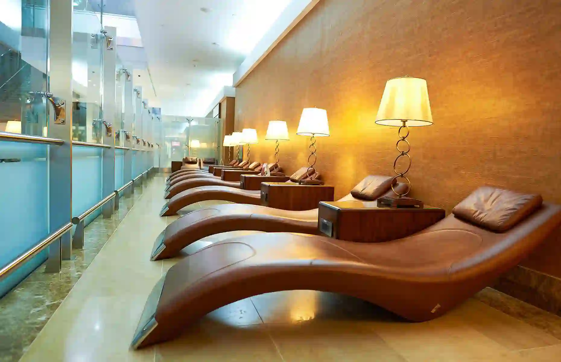 7 Perks of Business Class Lounges You’ll Love 5 Showers and Spa Services