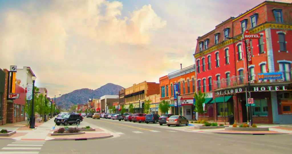 13 Incredible Day Trips from Colorado Springs (I’ve Tried Them All) 10 Canon City in colorado springs
