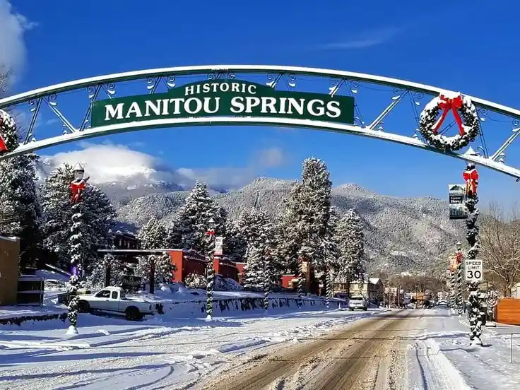 13 Incredible Day Trips from Colorado Springs (I’ve Tried Them All) 5 Manitou Springs