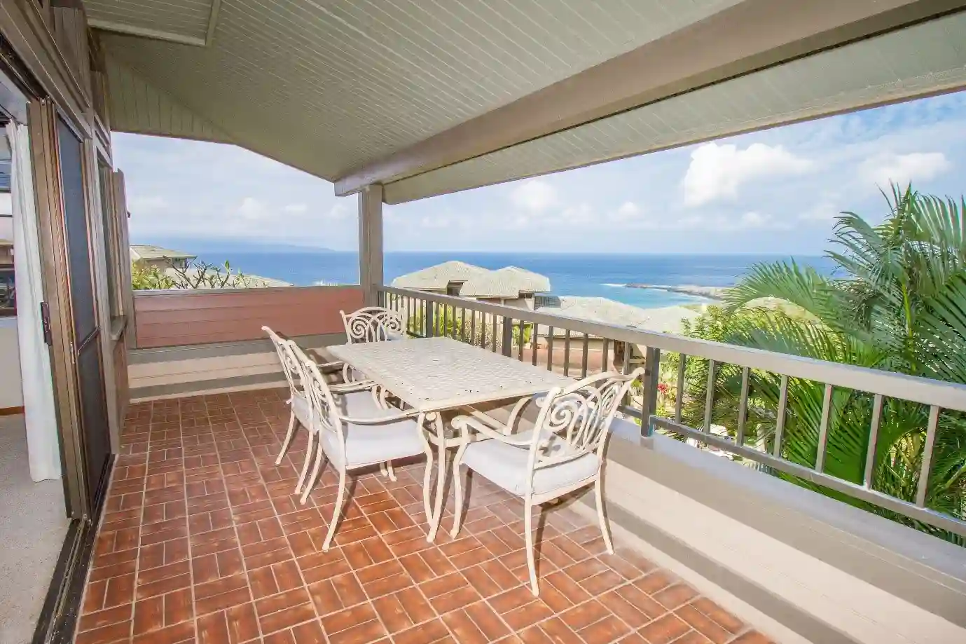 Why an Oceanfront Vacation Rental in Kapalua Might Be Perfect for You