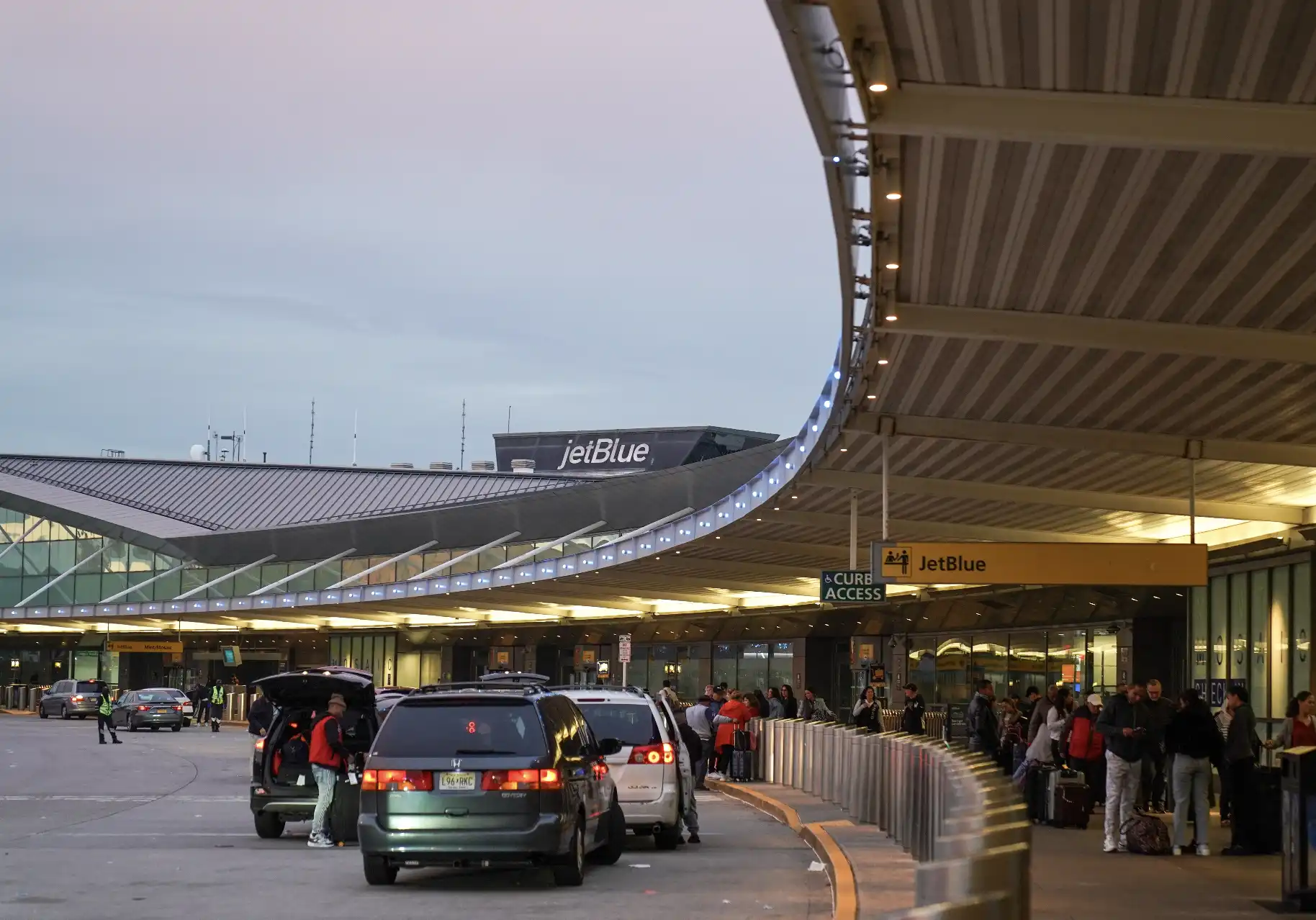 Why Choosing a JFK Airport Car Service Beats Taxis or Rideshare? (Updated)
