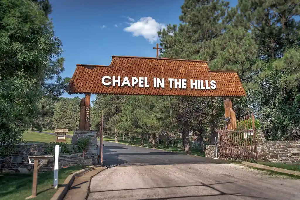 17 Should-See South Dakota Points of interest Close to Fast Metropolis In 2025 - Travelistia 17 Chapel in the Hills