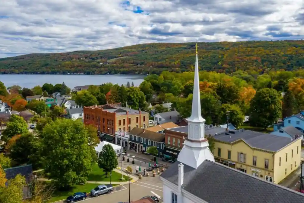 15 Upstate New York Cities That’ll Steal Your Coronary heart In 2025 - Travelistia 13 Hammondsport – Finger Lakes