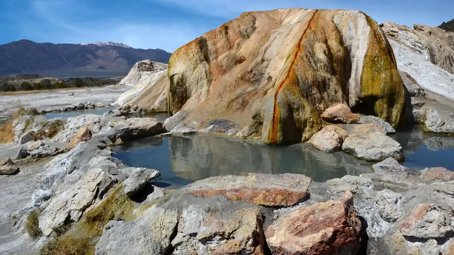 7 Hidden Swimming pools At Travertine Scorching Springs You Can Nonetheless Go to In 2025 - Travelistia 1 Travertine Hot Springs