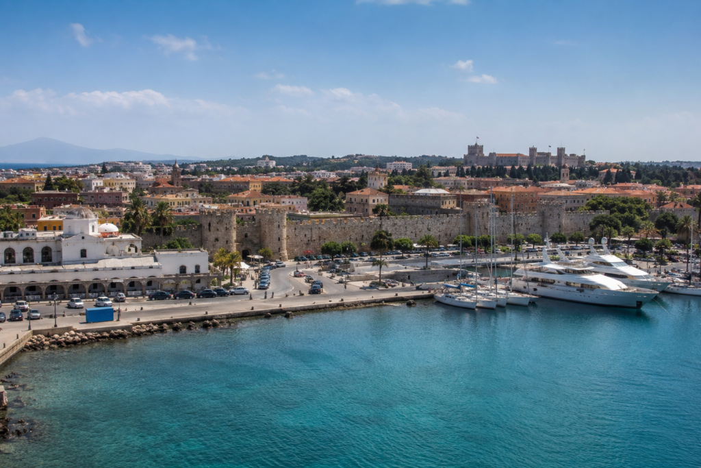 Greece Travel Guide for UK Tourists